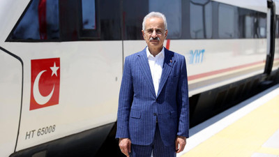 Uraloğlu: 2053'te Türkiye'yi hızlı trenle 48 saatte gezmek mümkün olacak