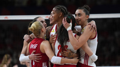 Filenin Sultanları VNL Finalleri'ni Garantiledi