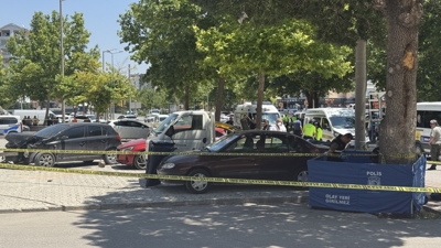 Konya'da kaldırıma çıkan taksi anne ile kızını hayattan kopardı