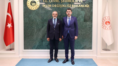 Bakan Kurum, DEM Parti Ağrı Milletvekili Sakık ile bir araya geldi