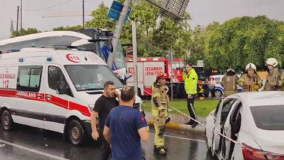 İstanbul'da feci kaza! 30 yaralı!