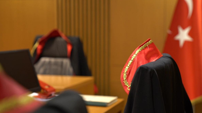 Annesini sopayla öldüren sanık hakim karşısında: ''Çok pişmanım''