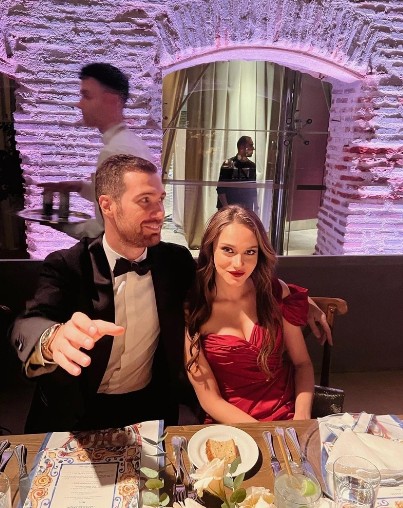 Seda Sayan'ın oğlu Oğulcan Engin'le olan birlikteliğini sonlandıran Miray Daner yeni aşkıyla teknede görüntülendi! - Resim: 1
