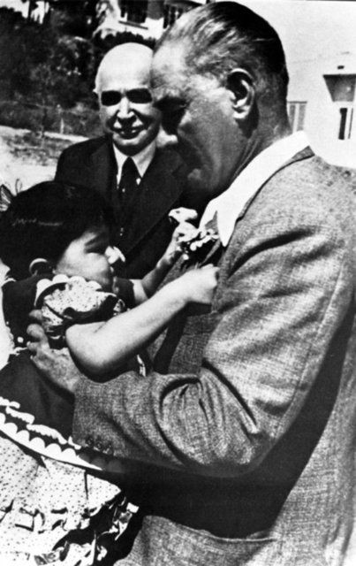 23 Nisan Ulusal Egemenlik ve Çocuk Bayramı'nda çocuklarla Atatürk! - Resim: 17