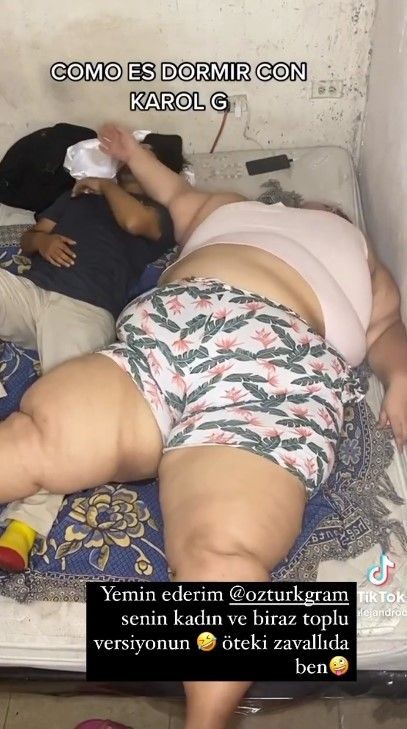 Ebru Şancı kocası Alparaslan Öztürk'ün yatak halini paylaştı - Resim: 8