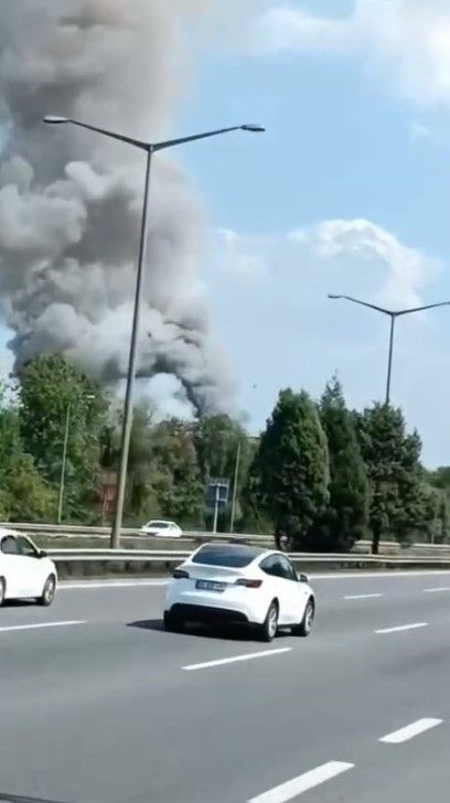 Sakarya'da makarna fabrikasında patlama! 2'si ağır 21 işçi yaralandı - Resim: 2