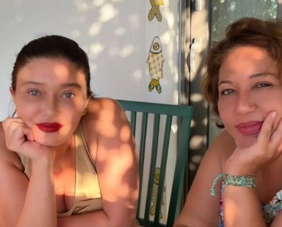Nurgül Yeşilçay ablasıyla pozunu paylaştı! Takipçileri benzerliklerine şaştı kaldı... "Güzellik genetikmiş" - Resim: 11