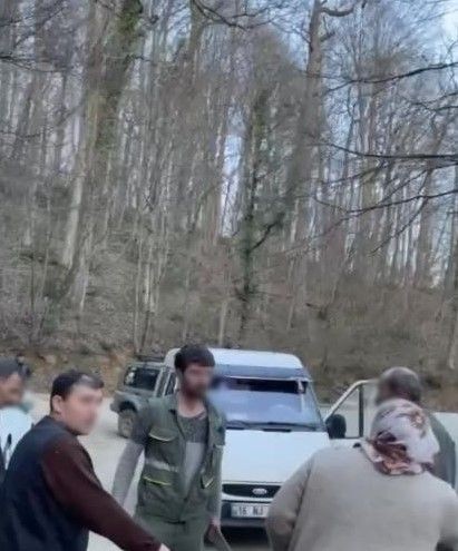 İstanbul'da baltalı dehşet! Kafasına vurulan genç felç kaldı! O anlar kamerada - Resim: 4