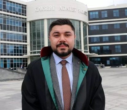 Kayseri'de alkol masasına çıkartılıp dans ettirilen 7 yaşındaki kız çocuğu bulunamadı! Ailenin avukatından dikkat çeken sözler - Resim: 2