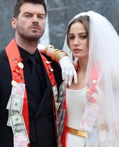 Aile'nin Aslan'ı Kıvanç Tatlıtuğ'un oğlu Kurt Efe'ye bir bakın! İlk kez bu kadar net görüntülendi! Kurt Efe 'hık' demiş babasının burnundan düşmüş... - Resim: 1