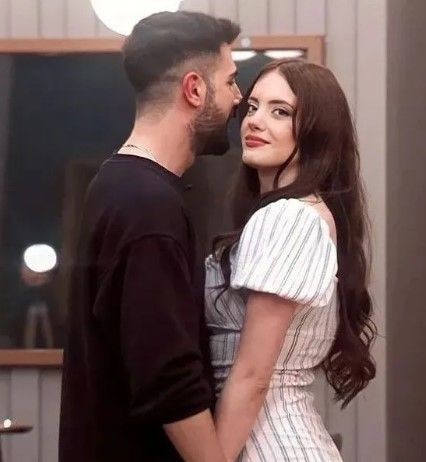 Kısmetse Olur bu defa ne skandalla ne de ifşayla gündem oldu! Yarışmanın ayrılmaz ikilisi Oğulcan Yılmaz ve Sedat Polat 'İngilizcesizliğiyle' viral oldu! - Resim: 3