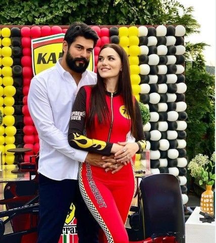 Burak Özçivit Fahriye Evcen'i hediyeye boğmaya devam ediyor! 2. bebek hediyesi tam 10 milyon! Bakın Karan'ın kardeşi minik Kerem kime benziyor - Resim: 12