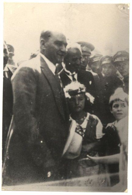 23 Nisan Ulusal Egemenlik ve Çocuk Bayramı'nda çocuklarla Atatürk! - Resim: 23