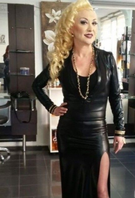 Güllü 49'unda 80 kilo birden verdi! 10 beden küçülen şarkıcının 3 sırrı var! İğne ipliğe çeviren Güllü diyeti - Resim: 12