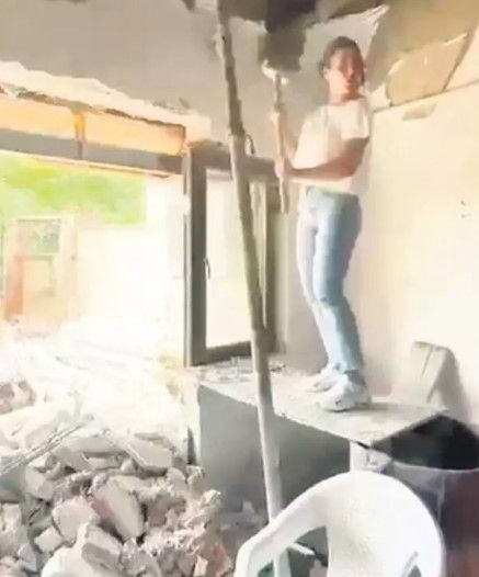 Gözümüzün önünde büyüyen Zehra işe başladı! Hülya Avşar ve Kaya Çilingiroğlu'nun kızları Zehra Çilingiroğlu şantiye şantiye geziyor - Resim: 12