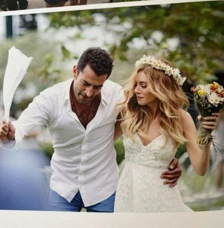 Sinem Kobal'ın annesi kuralları bozdu! Kim Milyoner Olmak İster'in sunucusu Kenan İmirzalıoğlu'nun kızlarına bir bakın! İlk defa Nuray Kobal paylaştı - Resim: 2