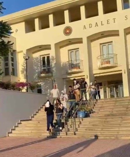 Muğla'da fuhuş çetesine operasyon! 17 yabancı kadın kurtarıldı - Resim: 4