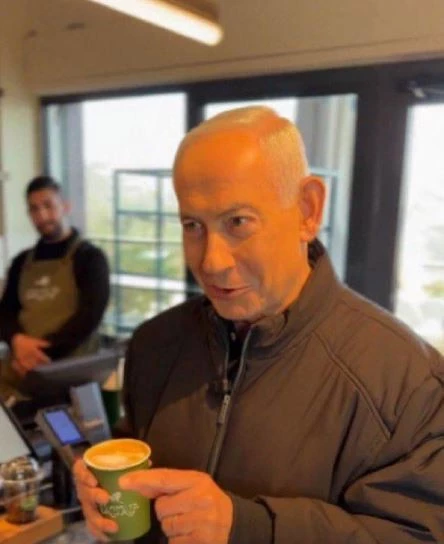 &ldquo;Netanyahu &ouml;ld&uuml;r&uuml;ld&uuml;&rdquo; iddiası g&uuml;ndemde: Paylaşılan video yeni tartışma başlattı - Resim : 2