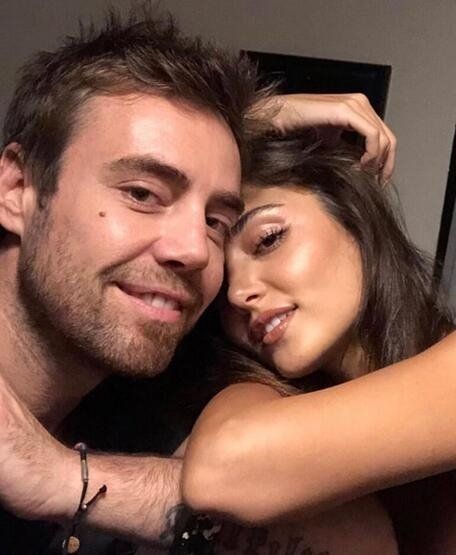 4 yıllık sevgilisiyle olan beraberliğini görkemli bir düğünle taçlandıran Eda Ece'den kritik hamle geldi - Resim: 12