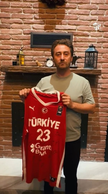 Milli basketbolcu Alperen Şengün'ün forması, SMA hastası Çağan Ata için 1 milyon TL'den açık artırmada - Resim: 8