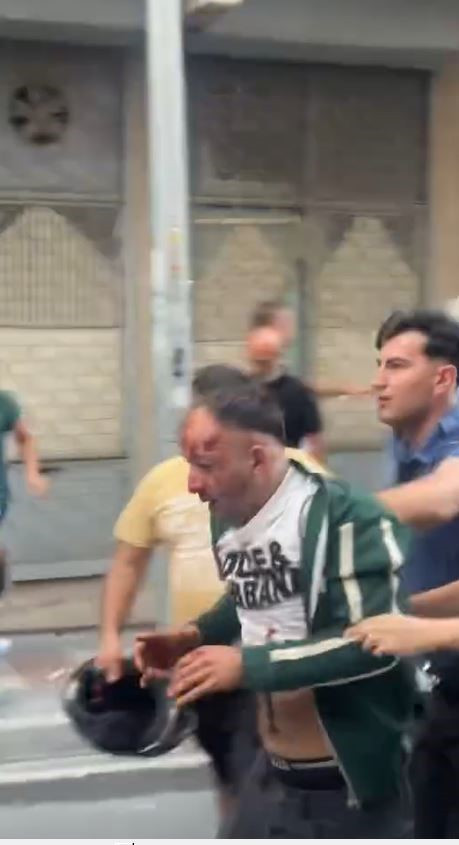 Bağcılar’da kadını bıçaklayan şahsı vatandaşlar linç etti - Resim : 1