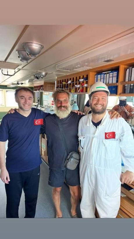 Atlas Okyanus'unda kaybolan Fransız maceracı, 137 gün sonra Türk denizciler tarafından kurtarıldı - Resim: 6