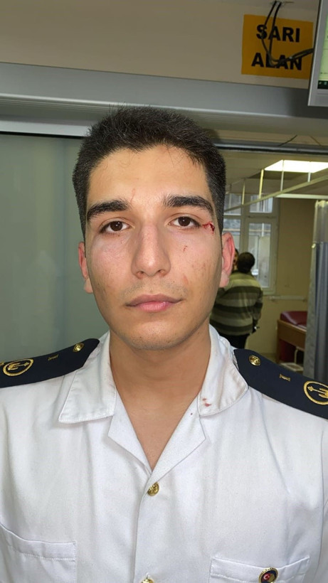 Minibüs şoförleri özel servis kiralayan üniversite öğrencilerine kızdı, yol keserek darp etti - Resim: 5