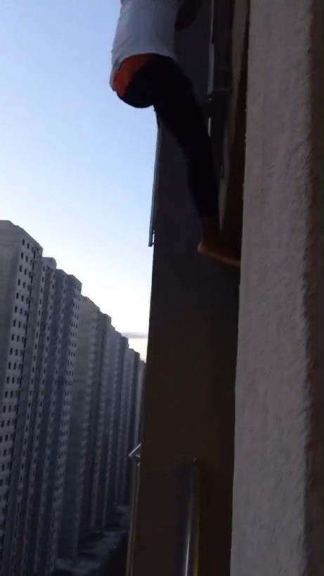 Esenyurt'taki 25 katlı rezidansta ölüm kaçışı! Polise yakalanmamak için yaptıkları pes dedirtti - Resim: 5