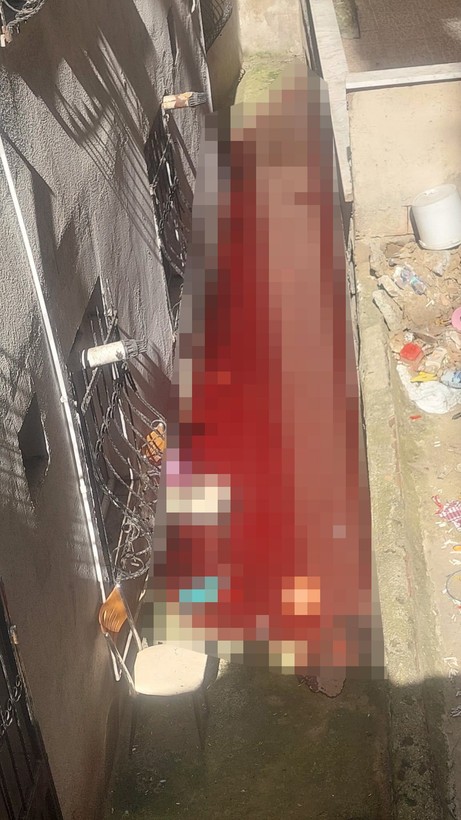 Gaziosmanpaşa'da kanalizasyondan gelen kurban kanı 2 daireyi bastı - Resim: 8