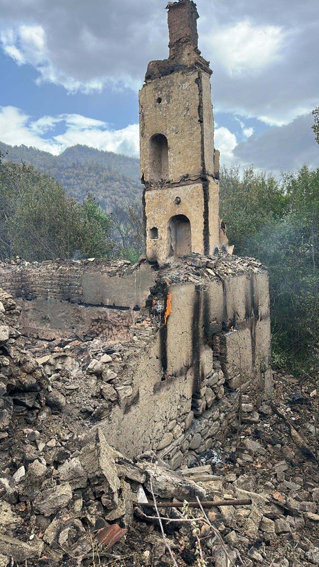 Bakan Kurum Bilecik’teki orman yangınıyla ilgili konuştu: Yaraları hızla saracağız, devletimiz yanınızdadır - Resim: 29