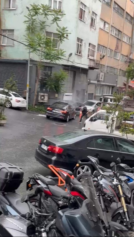 Kağıthane’de kanlı pusu: Otomobile kurşun yağdırıp öldürdüler - Resim: 14