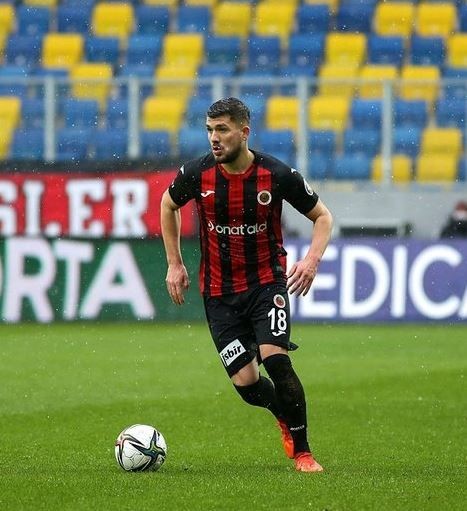 Trabzonspor yeni savunmacısını TFF 1.Lig'de buldu! Gökhan Gül için Avcı'nın onayı bekleniyor - Resim: 5