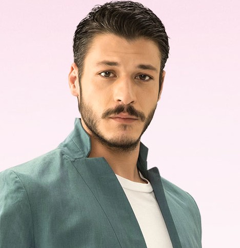 Başarılı oyuncu Kubilay Aka 2 ayda 16 kilo verdi... Son hali görenleri şaşırttı! Zayıflama sırrı ortaya çıktı - Resim: 2