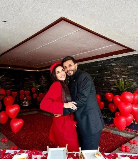 Dilan Polat'ın lüks hayatı gözler önünde! Evini temizlediği için kocası dolarlı çiçek yolladı, takipçileri linç etti: Görgüsüzlük - Resim: 7