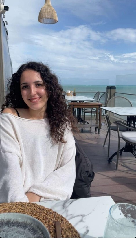 Kız kardeşini vahşice katletti! Kafasını koparmaya çalışırken... - Resim: 2