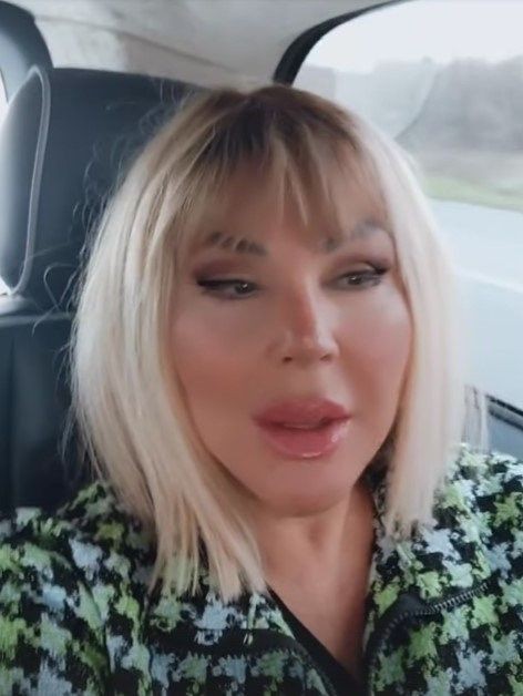 Geçirdiği operasyonlarla bambaşka birine dönüşen Safiye Soyman'a bir bakın! Son halini görenler gözlerine inanamadı! "Bu gerçekten Safiye Soyman mı?" - Resim: 15