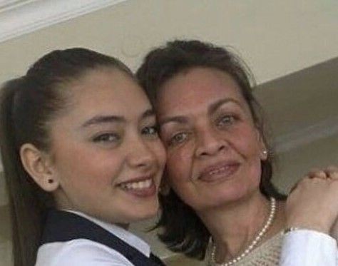 Kadir Doğulu Neslihan Atagül'ü aldattı mı? Kadir Doğulu ile sarmaş dolaş görüntülenen Sezer Çakır'dan açıklama! Atagül ilk kez konuştu annesi devreye girdi - Resim: 20