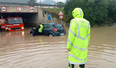 Antalya'nın ardından şimdi de İzmir! Kemeraltı ve Balçova'da hayat durma noktasına geldi