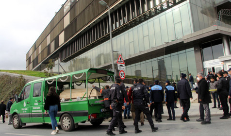 Şişli Belediyesi binasının çatısından düşen 18 yaşındaki Emine Sağlam hayatını kaybetti