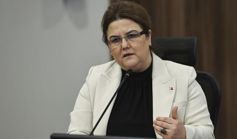 Aile ve Sosyal Hizmetler Bakanı Derya Yanık'tan çocuk gelin iddiasıyla ilgili flaş açıklama