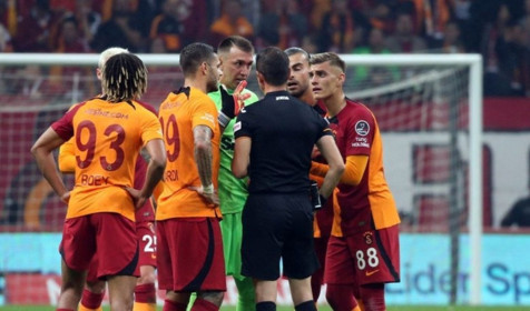 TFF Başkanı Mehmet Büyükekşi yeni dönemi duyurdu: Hakemin etrafında toplanan futbolculara ceza verilecek