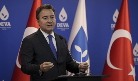 Ali Babacan partisinin 'Gençlik Eylem Planı'nı açıkladı: Temel teknoloji ürünlerindeki vergileri aşağı çekeceğiz