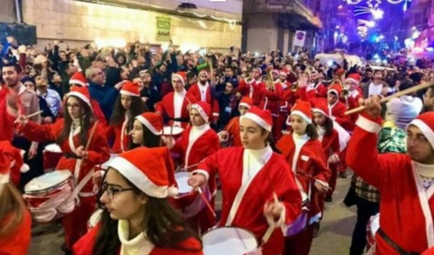 Esad'ın Şam'ında Noel böyle kutlandı! Sanki milyonlarca insan hayatını kaybetmedi