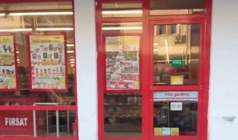 Kocaeli Kartepe'de 3 harfli bir marketin çalışanı iş yerinde intihar etti! Vatandaşın isyanı: Paranın kölesi olmuşsunuz
