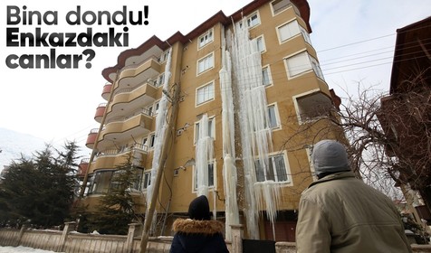 Kahramanmaraş merkezli 7.7 ve 7.6'lık iki deprem sonucu enkaza dönen evler dondurucu soğuğun etkisiyle buz tuttu
