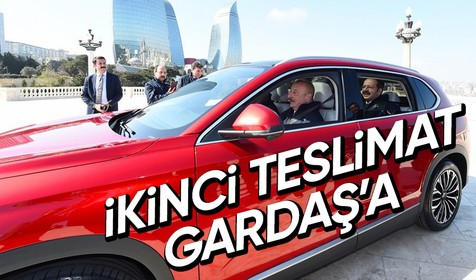 Türkiye'nin yerli ve milli otomobili Togg'un ikinci teslimatı Azerbaycan Cumhurbaşkanı İlham Aliyev’e teslim edildi