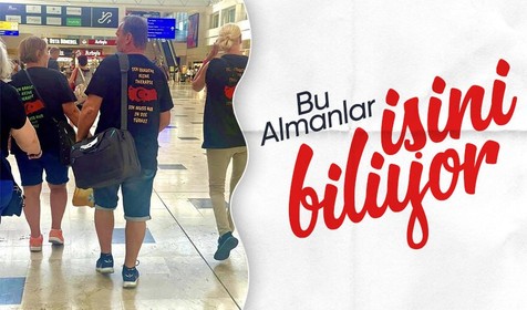 Türkiye'ye akın eden Alman turistlerin üzerindeki tişört dikkat çekti! Terapiye ihtiyacım yok