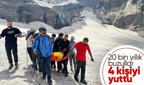 Hakkari'de 20 bin yıllık buzulların içine düşen 2 kişiyi arama-kurtarma çalışmaları 2. gününde devam ediyor