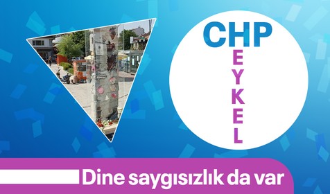 CHP'li Kırşehir Belediyesi'nden deprem heykeli: Beton yığınları arasındaki din bilgisi kitabı dikkat çekti