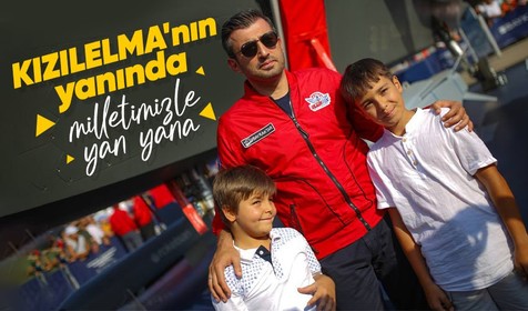 Türkiye TEKNOFEST'e akın etti! Selçuk Bayraktar böyle paylaştı; KIZILELMA'nın yanında, Milletimizle yan yana